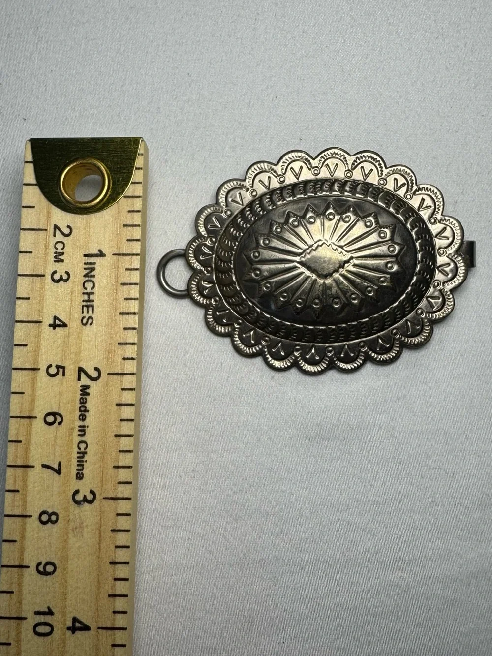 Vintage Silver Tone Southwestern Scalloped Oval Concho Belt Link Hardware Patina